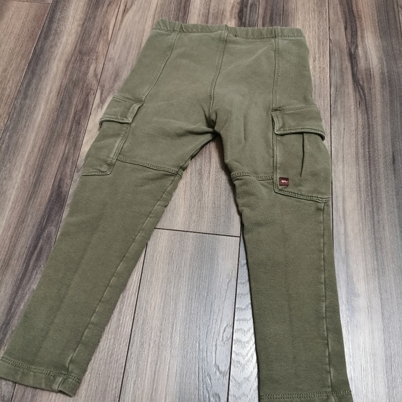 Tea Collection khaki fitted cargo pants - Picture 3 of 9